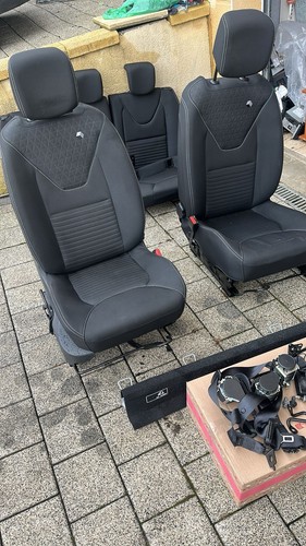 Intérieur complet pour - complet,