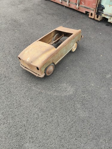 Ancienne voiture pédales - voiture, à