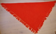 Châle en laine orange fait main au crochet