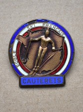 Insigne, broche ESF école de ski Français " Cauterets " Augis Lyon