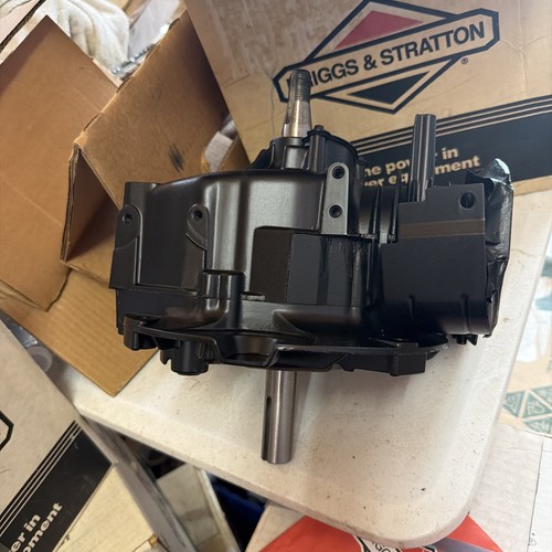Briggs stratton lawnmower - briggs, gas