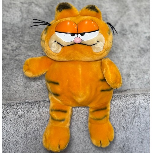 Vintage garfield dakin plush - garfield,