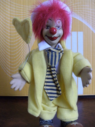 Tres joli clown porcelaine - tres,