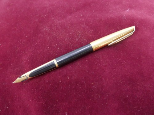 Rare modèle stylo plume or - rare,