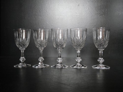 Verres vin blanc - vin, saint