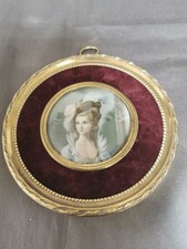 Ancien  petit Cadre Laiton