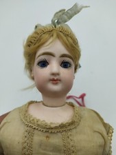 ancienne poupée parisienne François Gaultier old bisque dool