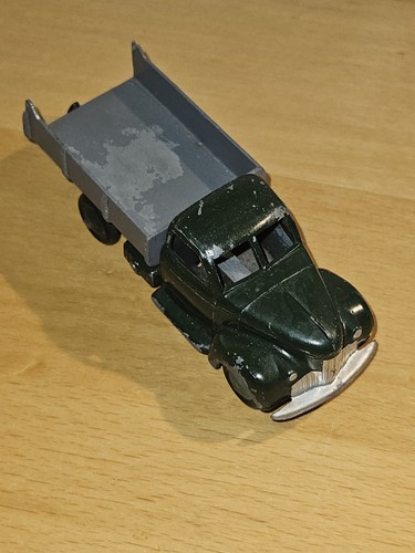 Dinky toys 25m studebaker - toys,