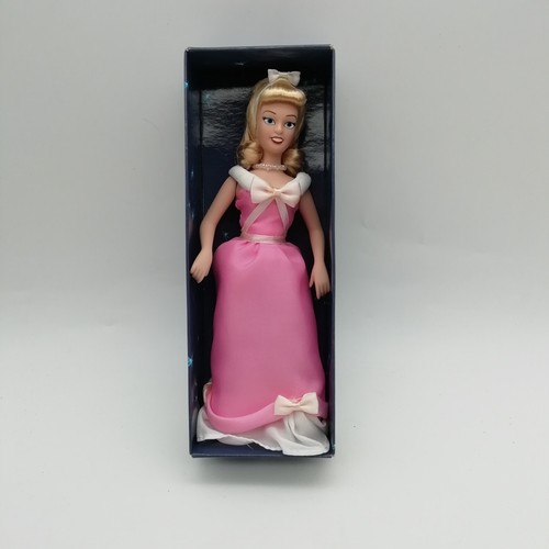 Poupée disney porcelaine - poupée, en