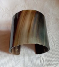BIJOU BRACELET MANCHETTE EN CORNE