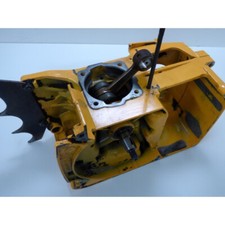 BAS-MOTEUR + POMPE A HUILE