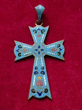 Bijou ancien : pendentif , croix religieuse , émail cloisonné.
