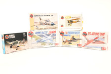AIRFIX, un lot de 6 maquettes