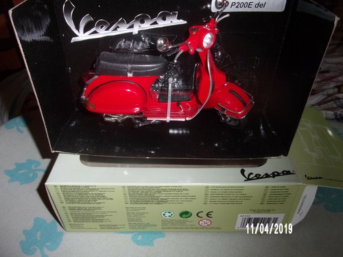 Vespa original dans boite - original,