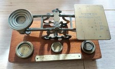 Balance postale ancienne