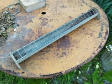 Ancienne grande mangeoire à poules, oies, canards gallinacés acier galvanisé LG