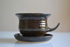 Tasse et sous tasse en