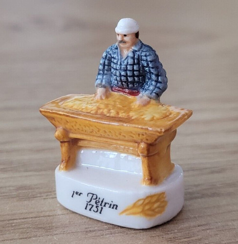 Fève boulangerie le 1er - -,