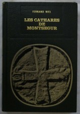 Les Cathares De Montségur -