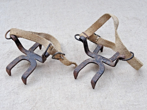 Anciennes paire crampons - anciennes, de