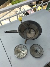 Ancien Moulin -Legumes Vintage Made In France No 2 , Grand Modèle Voir Photos 