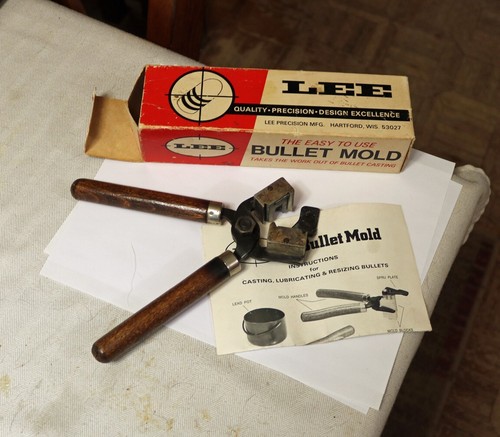Lee bullet mold 357 - bullet, mag