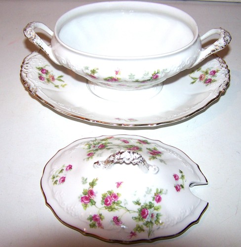 Sauciere avec couvercle - @,