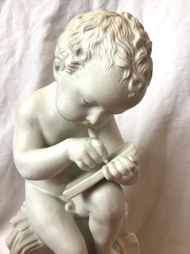 Grand biscuit sculpture - grand,