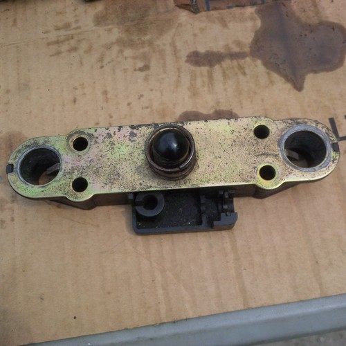 Fixation verrouillage selle - fixation,