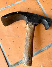 Outil ancien double têtes agriculture campagne