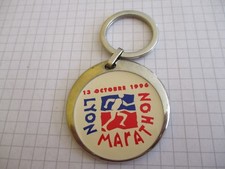 SPORT VINTAGE KEYCHAIN MARATHON LYON 1996 PORTE CLES esa 