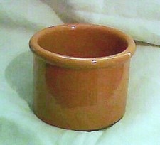 joli pot plantes ou fleurs - rond -- orangé 