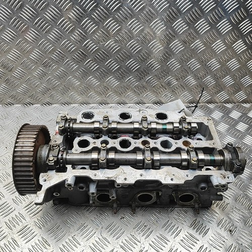 Tête moteur côté gauche - tête,