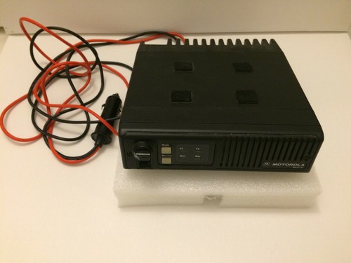 Motorola maxtrac way radio - 2,