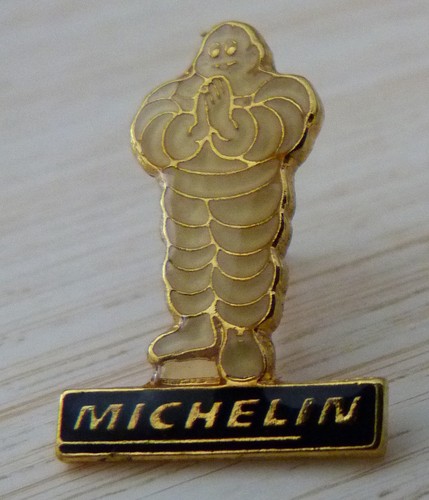 Rare pin voiture - rare, pin's
