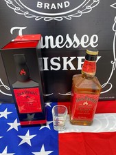 jack daniels -bouteille fire + boite fer + verre 0,70cl