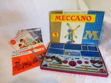 BOITE MECCANO 3 M JEU DE CONSTRUCTION +2 MANUELS  +2 FEUILLETS PUBLICITAIRES
