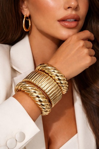 Chunky gold bangle bracelet - gold,