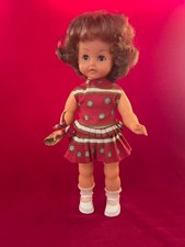 Adorable petite poupée Gégé en vinyle & plastique dur an 60