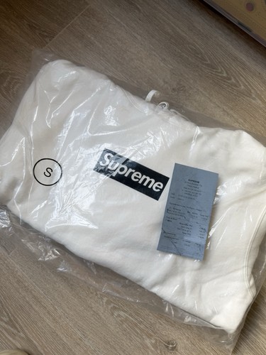 Supreme paris 10th - paris, anniversary