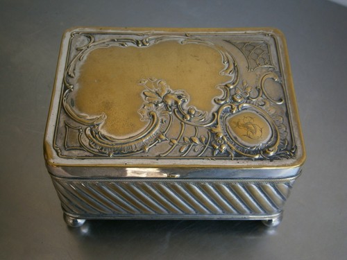 Boite metal argente - argente, cedre