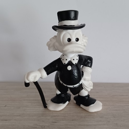 Figurine noir blanc pvc - noir, et