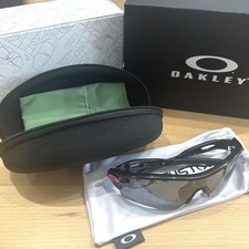 NOUVELLES LUNETTES DE SOLEIL