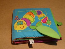 Livre Tissu 4 pages 25x 25 cm