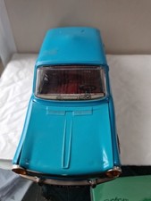 Voiture Joustra SIMCA 1000 à