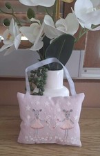 COUSSIN BRODERIE POINT DE