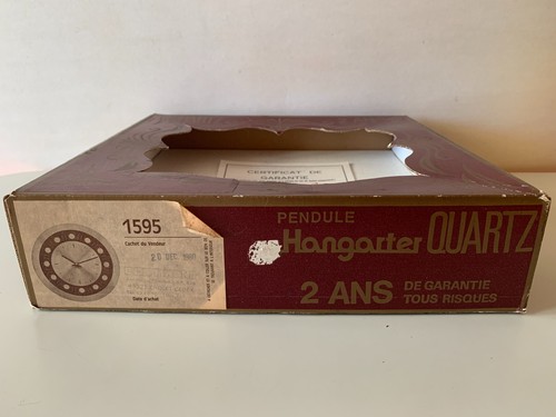 Boite pendule quartz - ",