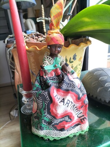 Poupée martiniquaise - , en