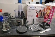 Robot multifonction KENWOOD model FDM316SS (occasion avec défaut)