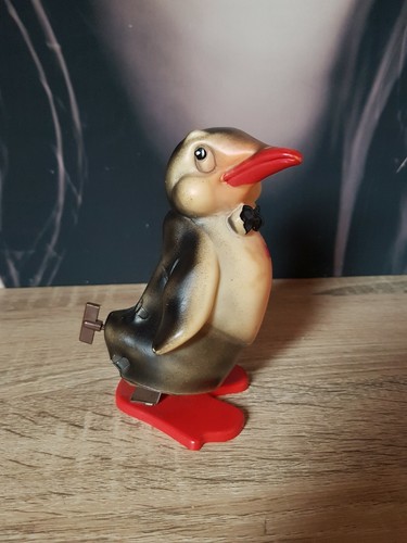 Ancien jouet mécanique - ancien,